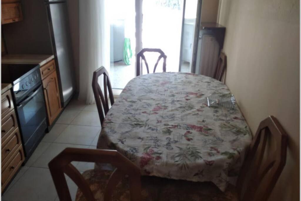 Debby'S Central Apartment Kavala Extérieur photo